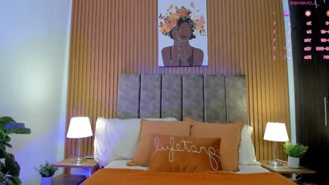 Stacy Woods online show from October 21, 3:05 pm