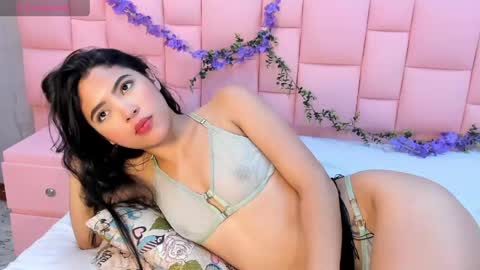 stacy online show from May 21, 10:38 pm