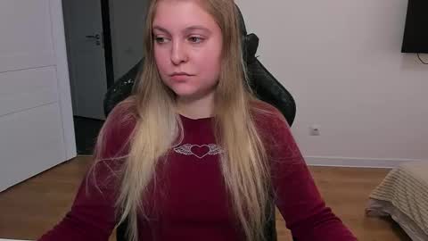 Snapshot of stacy_miraclee chatting on September 22, 2:32 pm Stacy online show from September 22, 2:32 pm