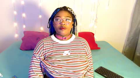 Snapshot of stacyhunterxxx chatting on January 4, 3:50 am STACY online show from January 4, 3:50 am