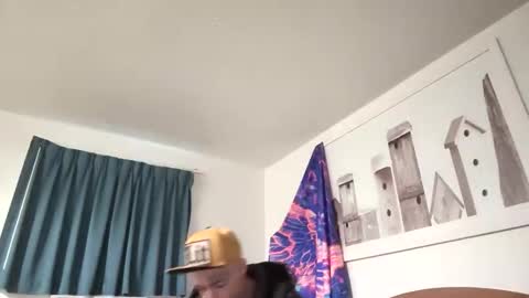 Straightupdownbad online show from February 17, 6:51 pm