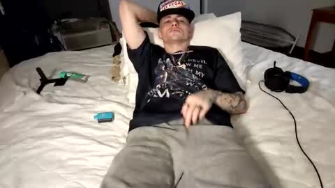 Straightupdownbad online show from February 2, 11:28 am