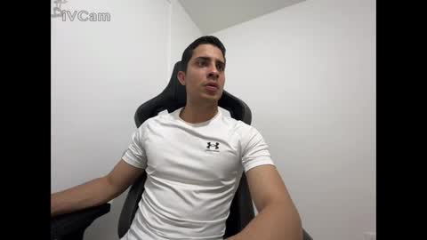 Snapshot of stan_will chatting on February 1, 1:23 am Stan online show from February 1, 1:23 am