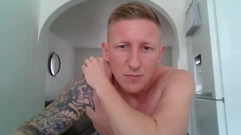 stanleyyyy26 online show from February 24, 11:35 am