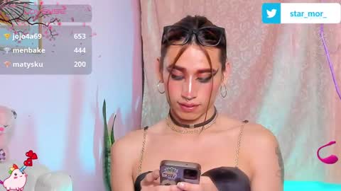 Snapshot of star_mor_ chatting on January 23, 3:58 am estrellita online show from January 23, 3:58 am