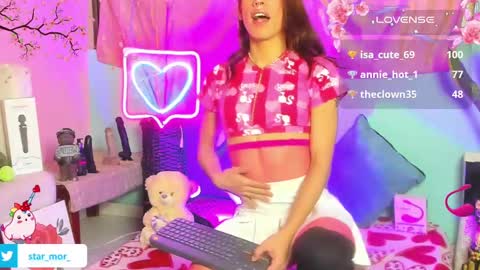 Snapshot of star_mor_ chatting on January 12, 3:39 am estrellita online show from January 12, 3:39 am