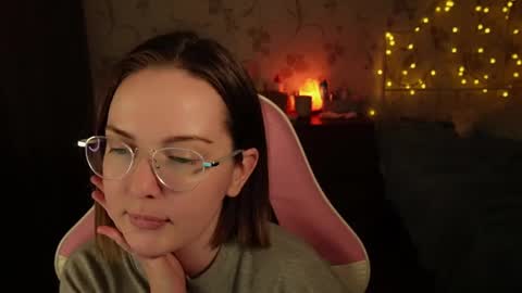 Alice online show from January 18, 2:12 pm