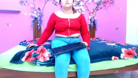 alejandra online show from May 2, 7:08 pm