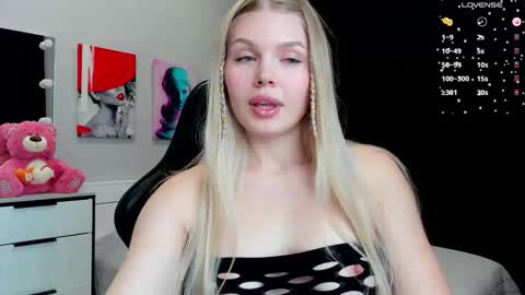 Caroline online show from October 12, 6:28 am