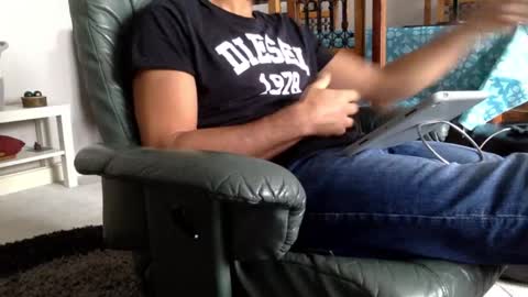 Snapshot of starpizzle chatting on October 4, 3:54 pm Starpizzle online show from October 4, 3:54 pm