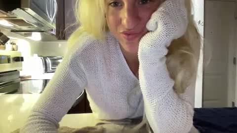 Snapshot of stassiethatsororitygirl chatting on October 18, 12:09 pm Stassiethatsororitygirl online show from October 18, 12:09 pm