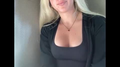 Stassiethatsororitygirl online show from February 4, 9:30 pm