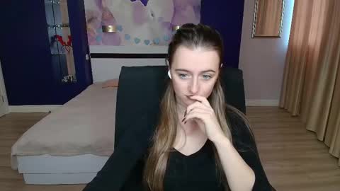 Snapshot of stasystew chatting on October 9, 7:58 am StasyStew online show from October 9, 7:58 am