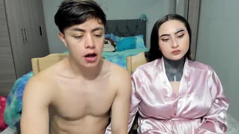 Snapshot of steban_and_kim chatting on February 17, 9:43 pm steban and kim online show from February 17, 9:43 pm