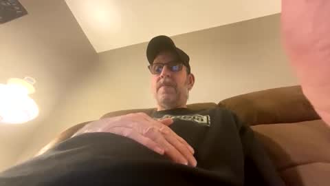 steel259373 online show from April 2, 1:46 am