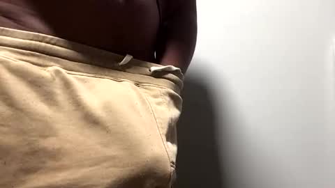 steel_950358 online show from November 29, 5:37 am