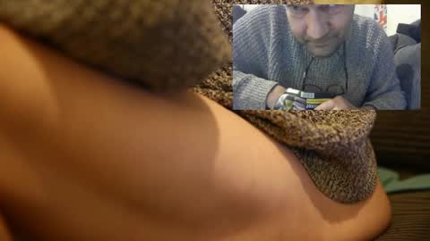 Snapshot of steelringshaft chatting on January 19, 11:32 pm Mikee online show from January 19, 11:32 pm