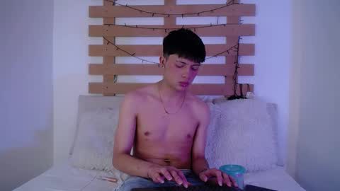 Snapshot of steev_novoa chatting on January 21, 6:00 am Steev online show from January 21, 6:00 am
