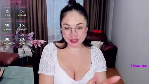 StefanaWinter online show from April 16, 11:10 am