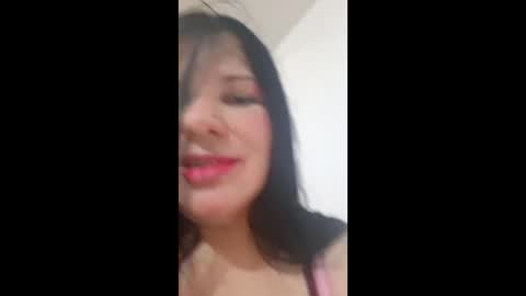 stefany2106 online show from May 26, 7:09 pm