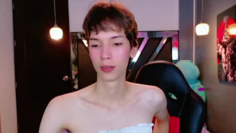 stefany piink online show from June 6, 12:44 pm