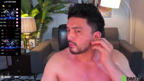 Snapshot of steffan_sebastian chatting on March 8, 5:59 am STEFFAN online show from March 8, 5:59 am