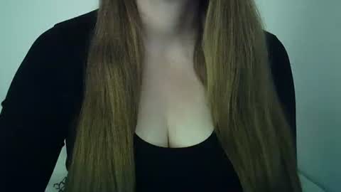 stefffa8009 online show from April 5, 9:39 am