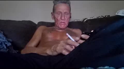 stefy1037 online show from May 18, 4:18 am