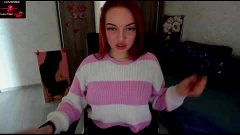 Snapshot of stella__cox chatting on February 21, 8:07 am Stella Cox online show from February 21, 8:07 am