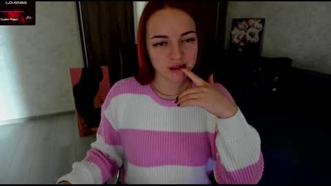 Snapshot of stella__cox chatting on February 7, 9:16 am Stella Cox online show from February 7, 9:16 am