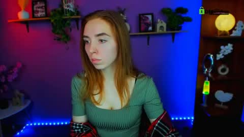 stella_flower online show from April 13, 11:14 am