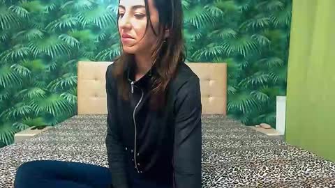 Stella John online show from January 3, 5:50 am