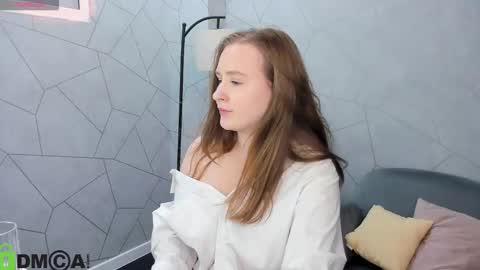 Stella online show from February 8, 10:08 am