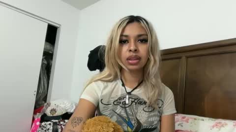 Snapshot of stellaangel chatting on September 30, 1:27 am stellaangel online show from September 30, 1:27 am