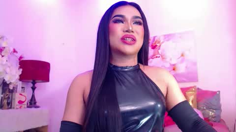 CALL ME STELLA online show from March 29, 5:20 am