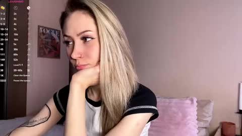 Alexia online show from April 14, 3:21 am