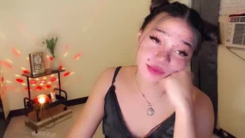 Snapshot of stellaxtemptationx chatting on October 18, 5:17 pm Stella sweet online show from October 18, 5:17 pm