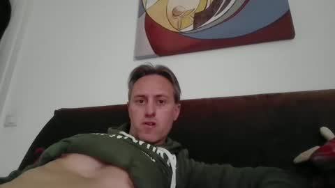 sten015 online show from March 12, 1:04 pm