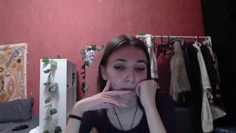 Stephanie 3 online show from October 10, 5:08 pm