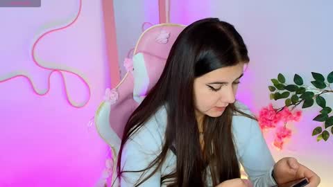 Emma online show from March 10, 5:12 am