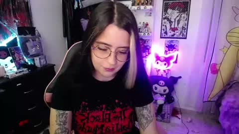 Snapshot of stephani_rousso chatting on October 22, 10:55 pm joha cosmo online show from October 22, 10:55 pm