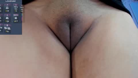 Snapshot of stephania_diamond chatting on October 8, 2:19 am online show from October 8, 2:19 am