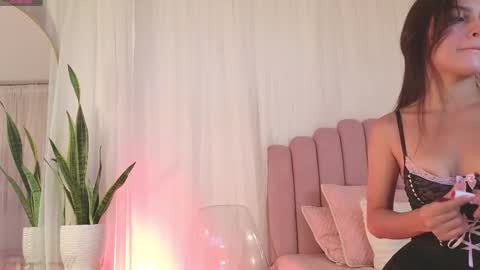 stephania_let online show from October 9, 10:43 am