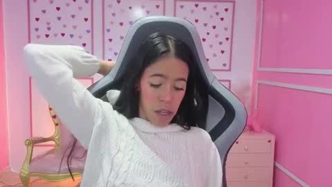 Stephania online show from September 17, 11:35 am