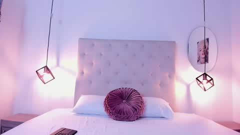 Stephanie  online show from January 22, 11:32 pm