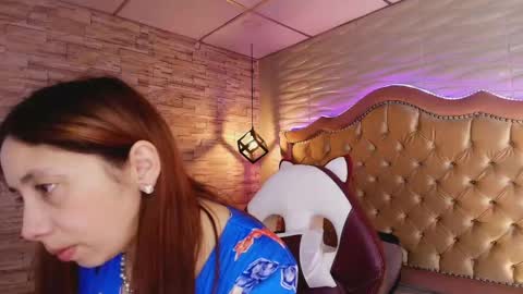 Stephaniesun  online show from May 3, 1:28 pm
