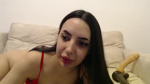 Snapshot of stepmommy19 chatting on February 28, 7:56 pm StepMommy19 online show from February 28, 7:56 pm