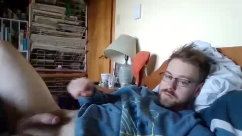 Ian23602 online show from October 6, 1:40 pm