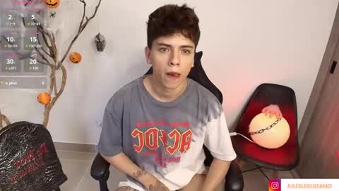 Snapshot of stev_austin_ chatting on October 18, 10:14 pm Stev austin online show from October 18, 10:14 pm