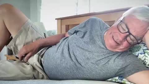 Steve online show from July 5, 4:03 pm